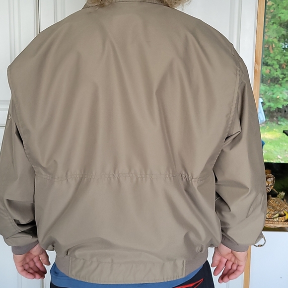 Izod Men's Golf Bomber Jacket - Picture 2 of 6